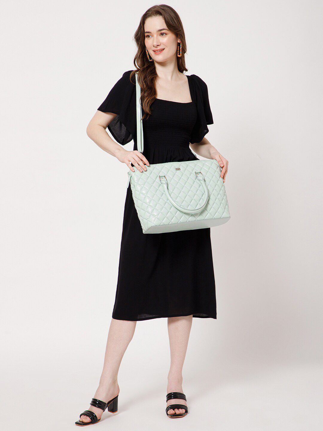 Berrylush Textured Quilted 16 Inch laptop Bag