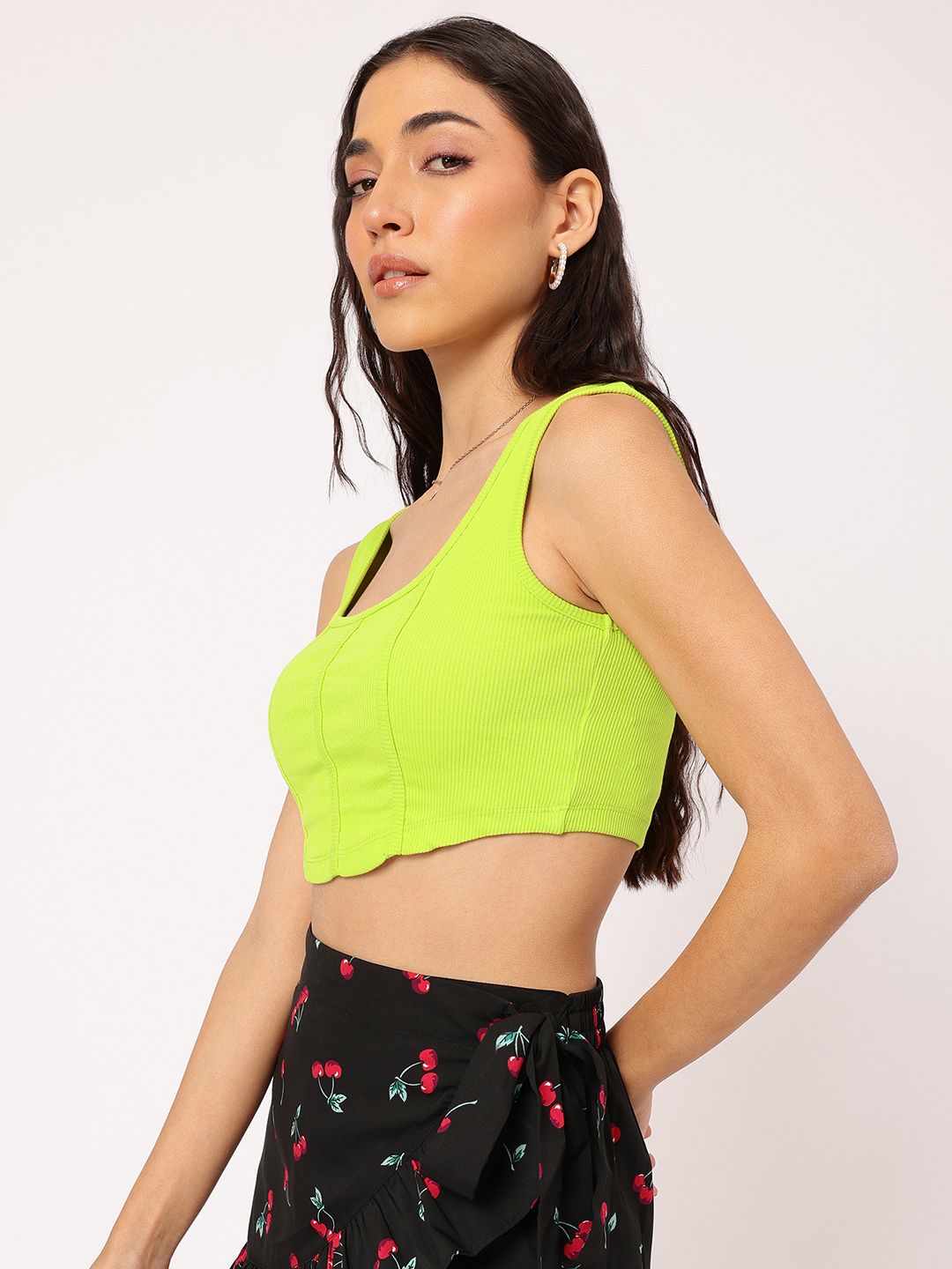 DressBerry Y2K Party Dip Hem Crop Top