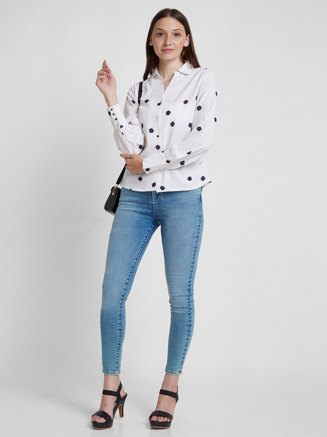 SPYKAR Classic Abstract Printed Spread Collar Opaque Cotton Casual Shirt