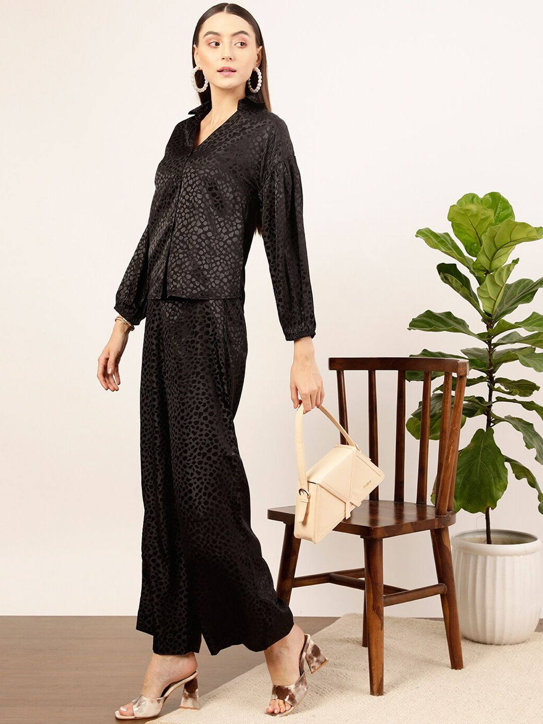 STREET 9 Women Black Textured Relaxed Straight Fit High-Rise Trousers