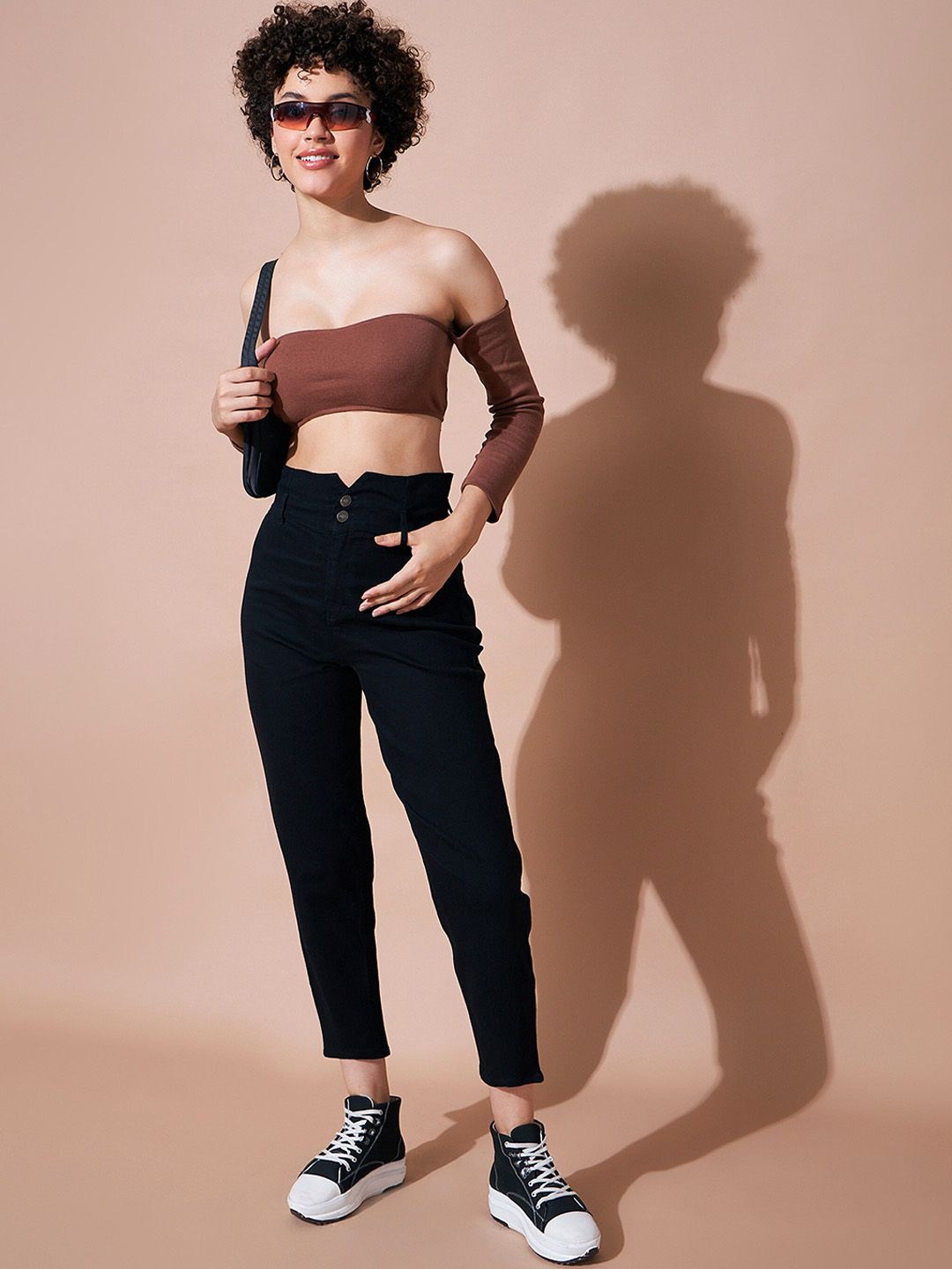 SASSAFRAS BASICS Women Mid-Rise Mom Fit Stretchable Jeans