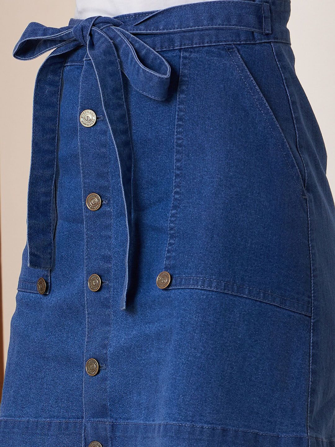 Berrylush Above Knee Length Stretchable A-Line Skirt