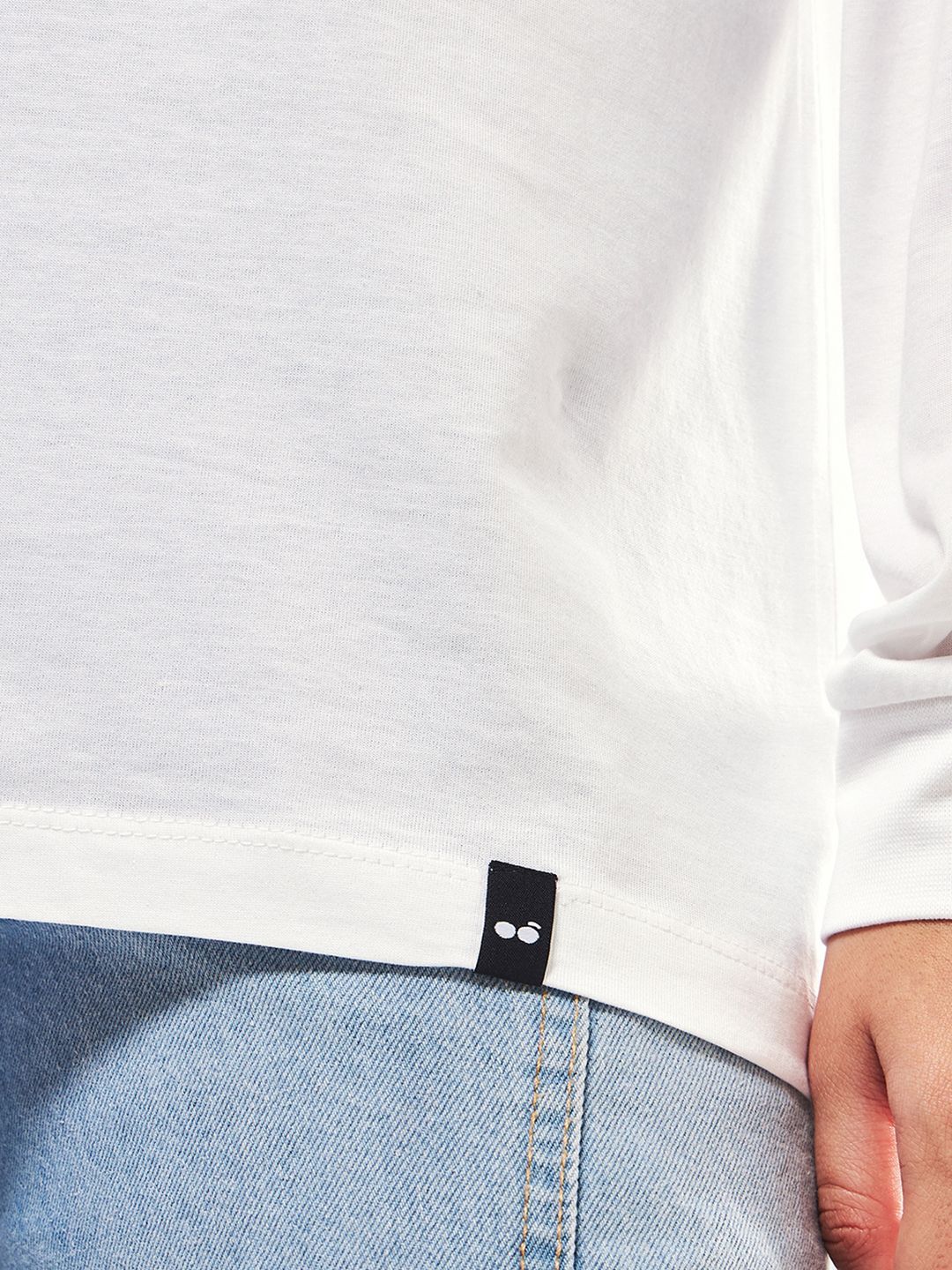 Bewakoof Women Garfield Comic Oversized T-shirt