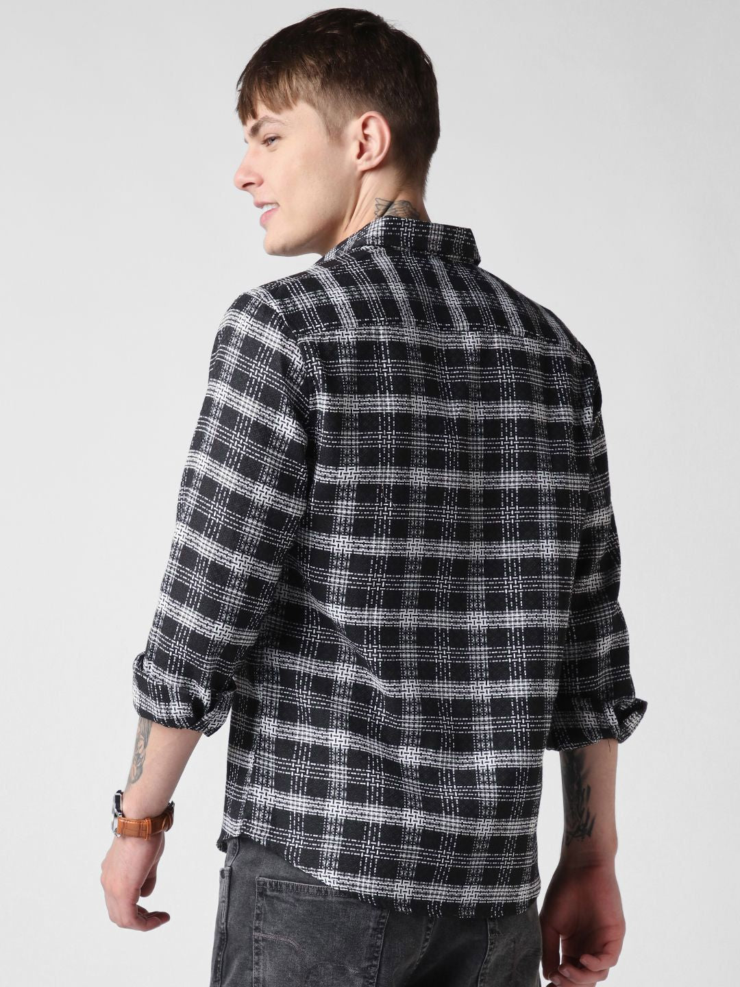 VASTRADO Men Classic Slim Fit Checked Casual Shirt