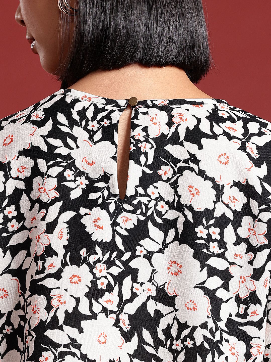 all about you Floral Print Monochrome Top