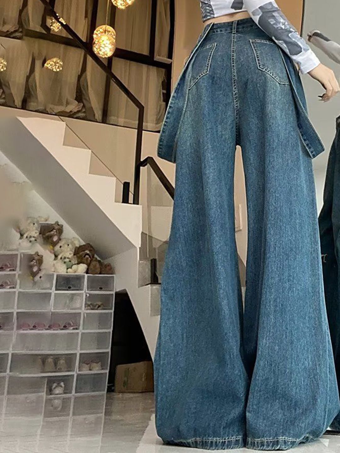 DressBerry Women Flared High-Rise Slash Knee Light Fade Cotton Jeans