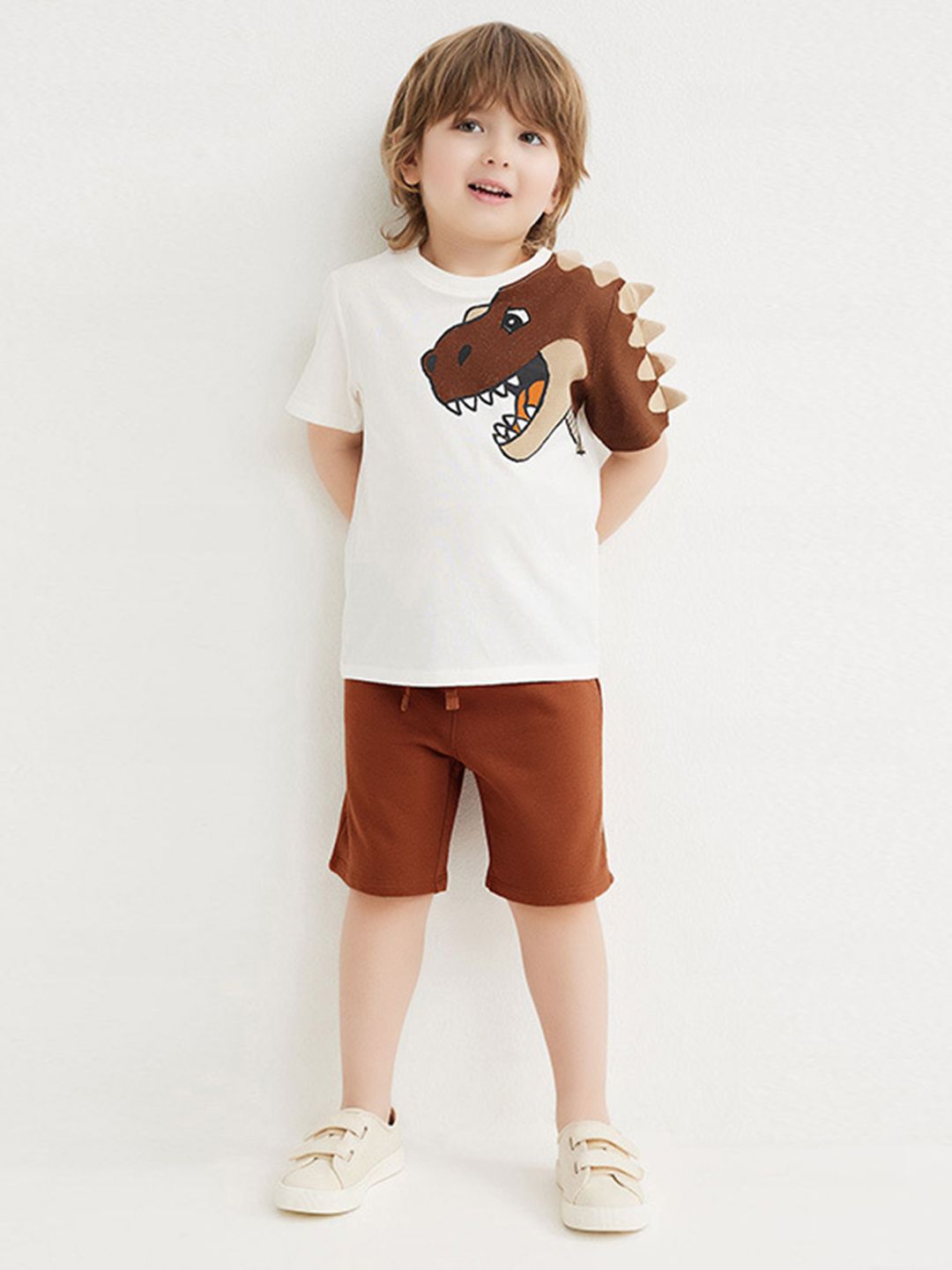 YK Boys Printed Short Sleeve T-Shirt & Shorts Clothing Set