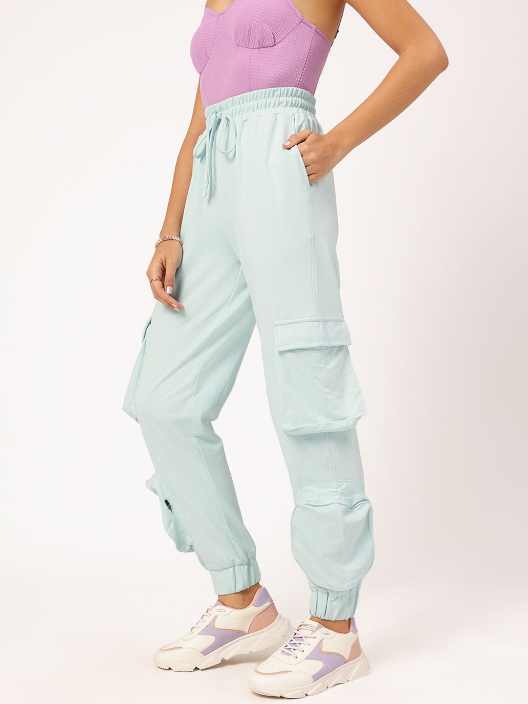 DressBerry Women Utility Vibes Cargo Style Joggers