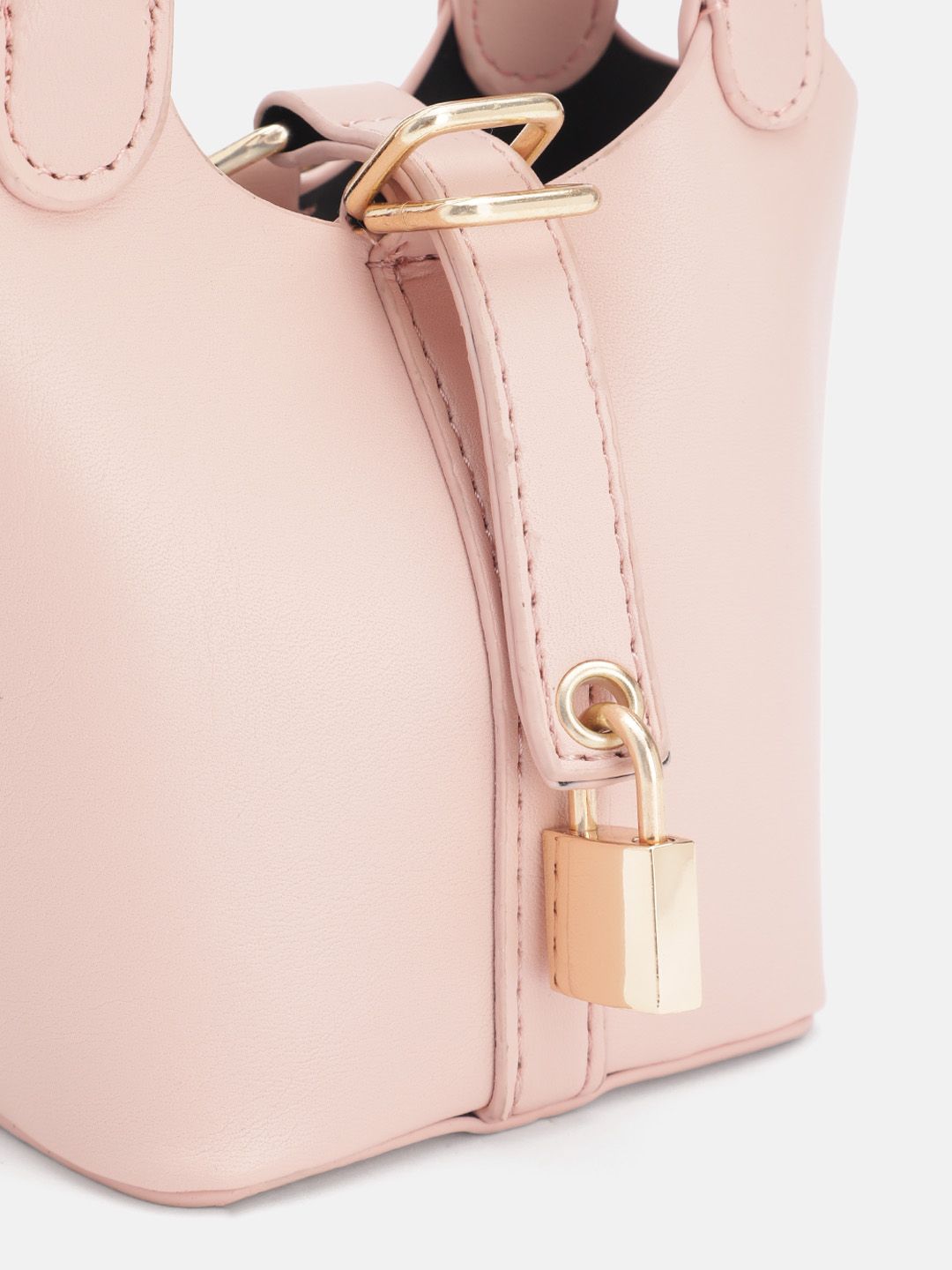 DressBerry Structured Handheld Bag