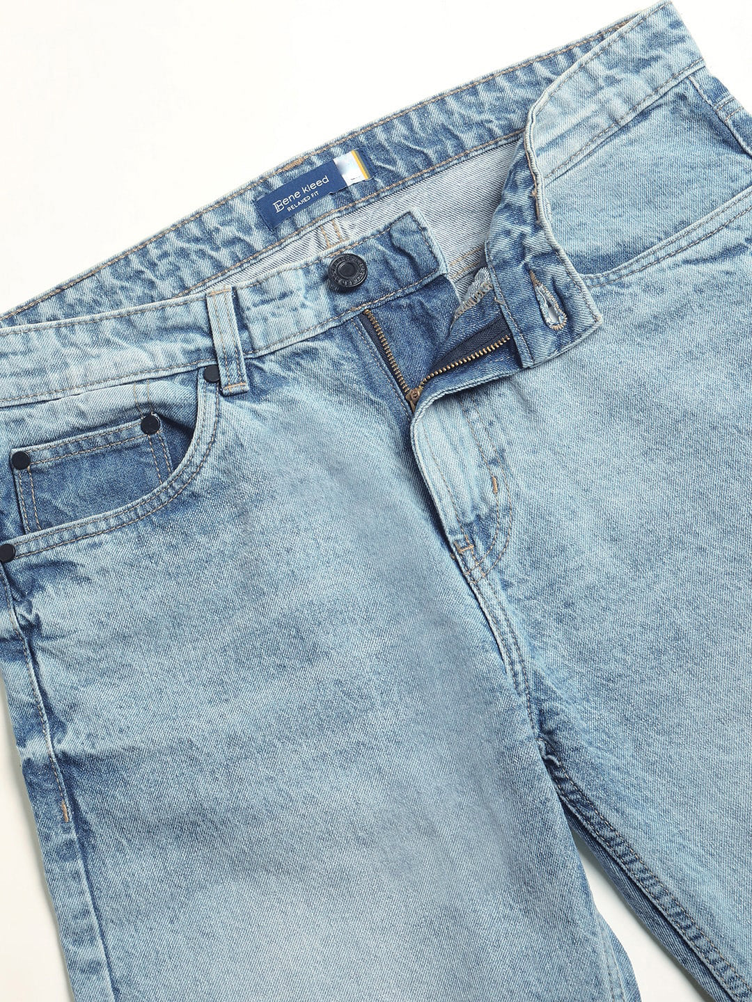 Bene Kleed Men Relaxed Fit Clean Look Heavy Fade Whiskers Pure Cotton Jeans