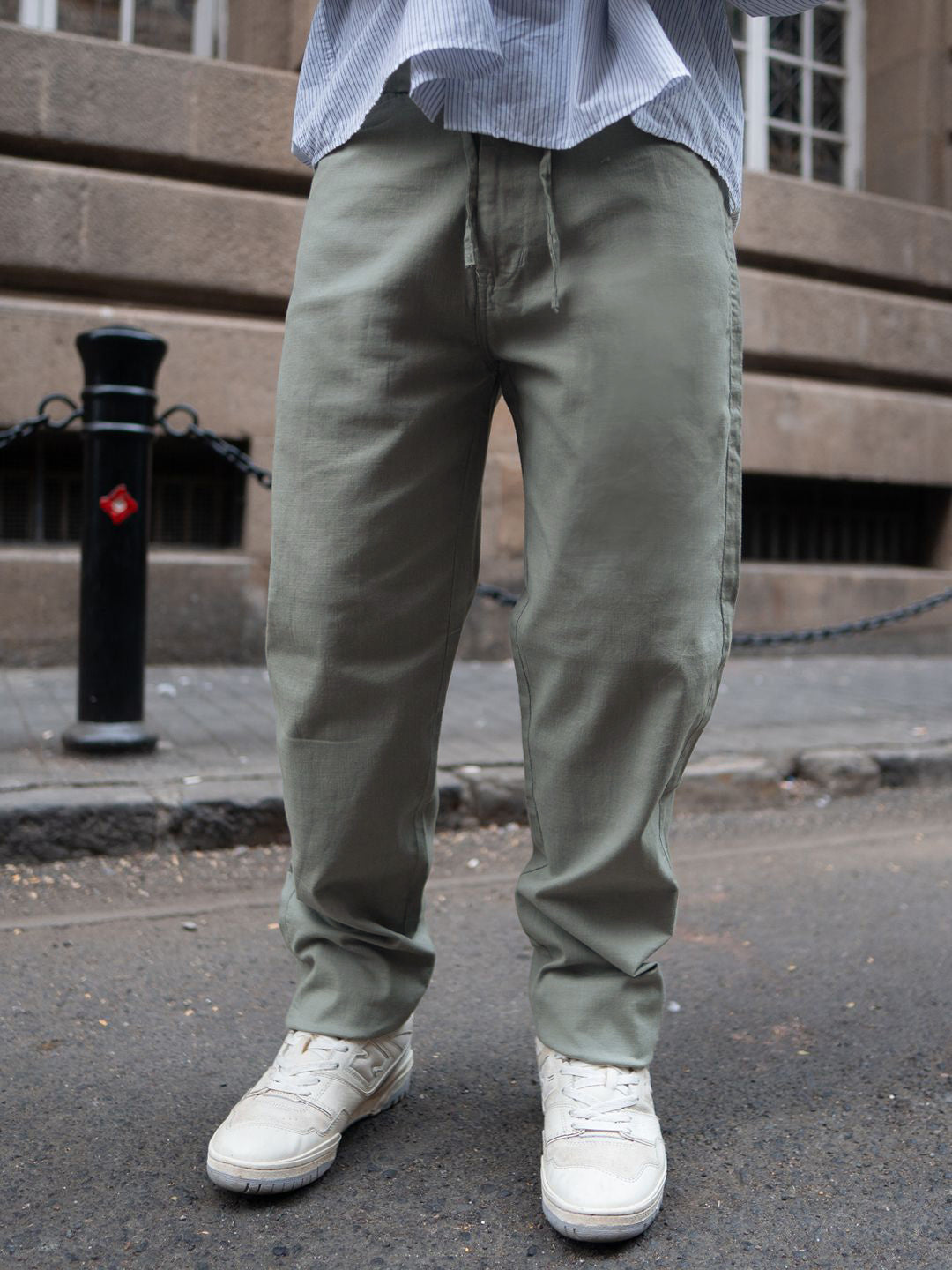 Powerlook Men Regular Fit Mid Rise Linen Trousers