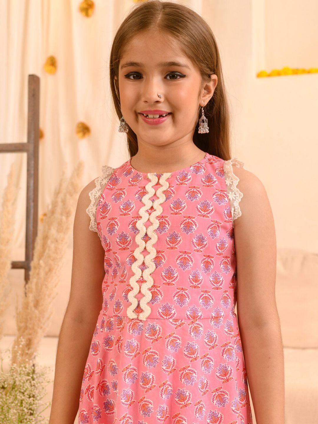 pspeaches Girls Ethnic Motifs Printed Pure Cotton Kurta With Trousers & With Dupatta