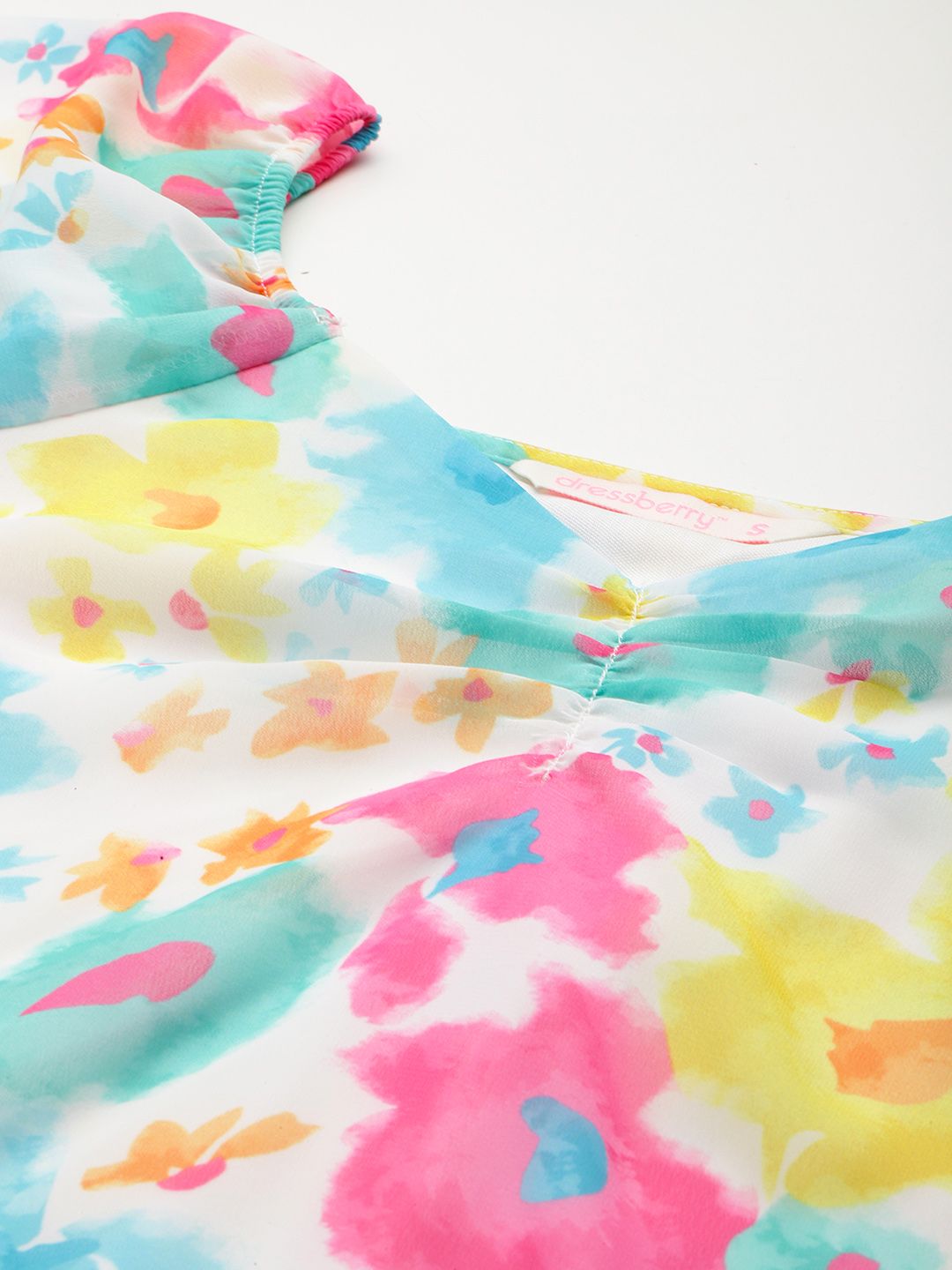 DressBerry Printed Puff Sleeves Top