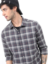 HIGHLANDER Men Grey Slim Fit Tartan Checks Checked Casual Shirt