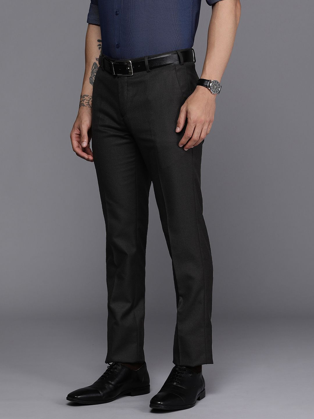 Raymond Men Textured Slim Fit Mid-Rise Formal Trousers