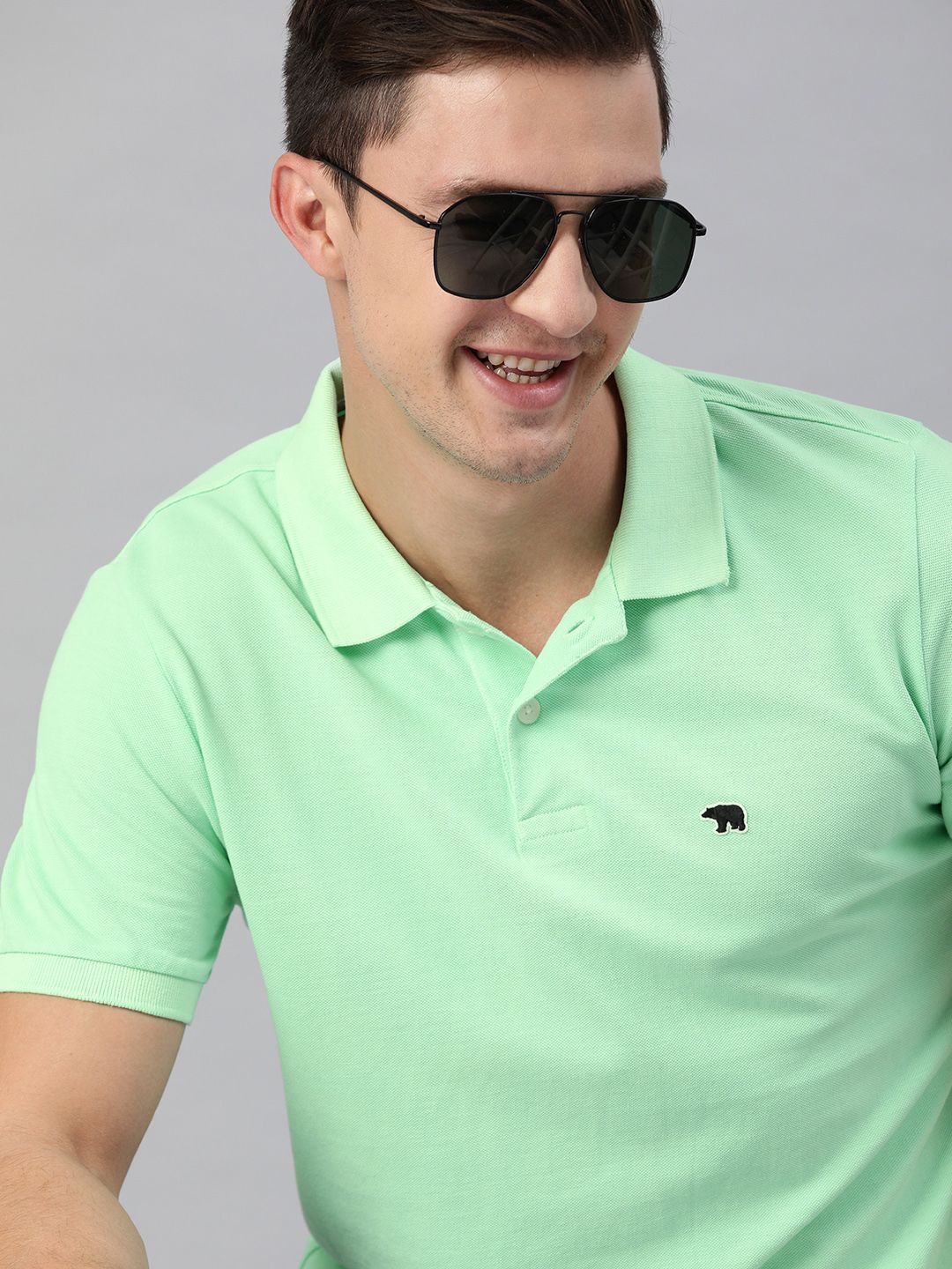 THE BEAR HOUSE Men Green Solid Polo Collar Pure Cotton T-shirt