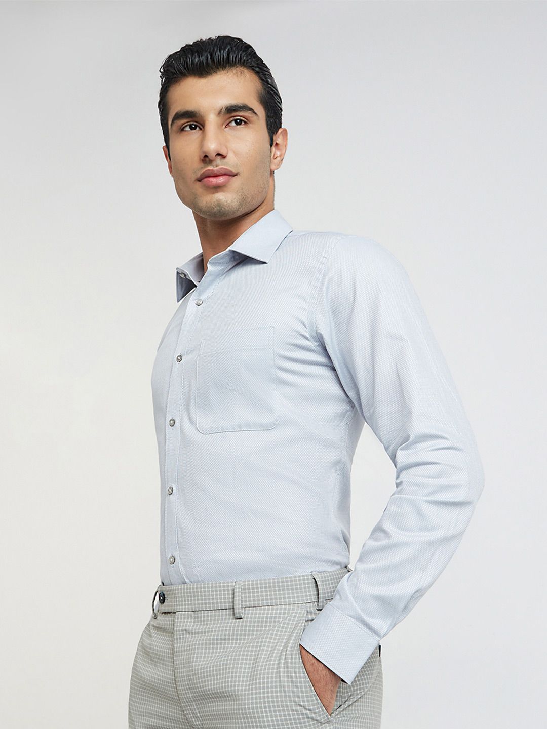 Raymond Textured Pure Cotton Slim Fit Formal Shirt