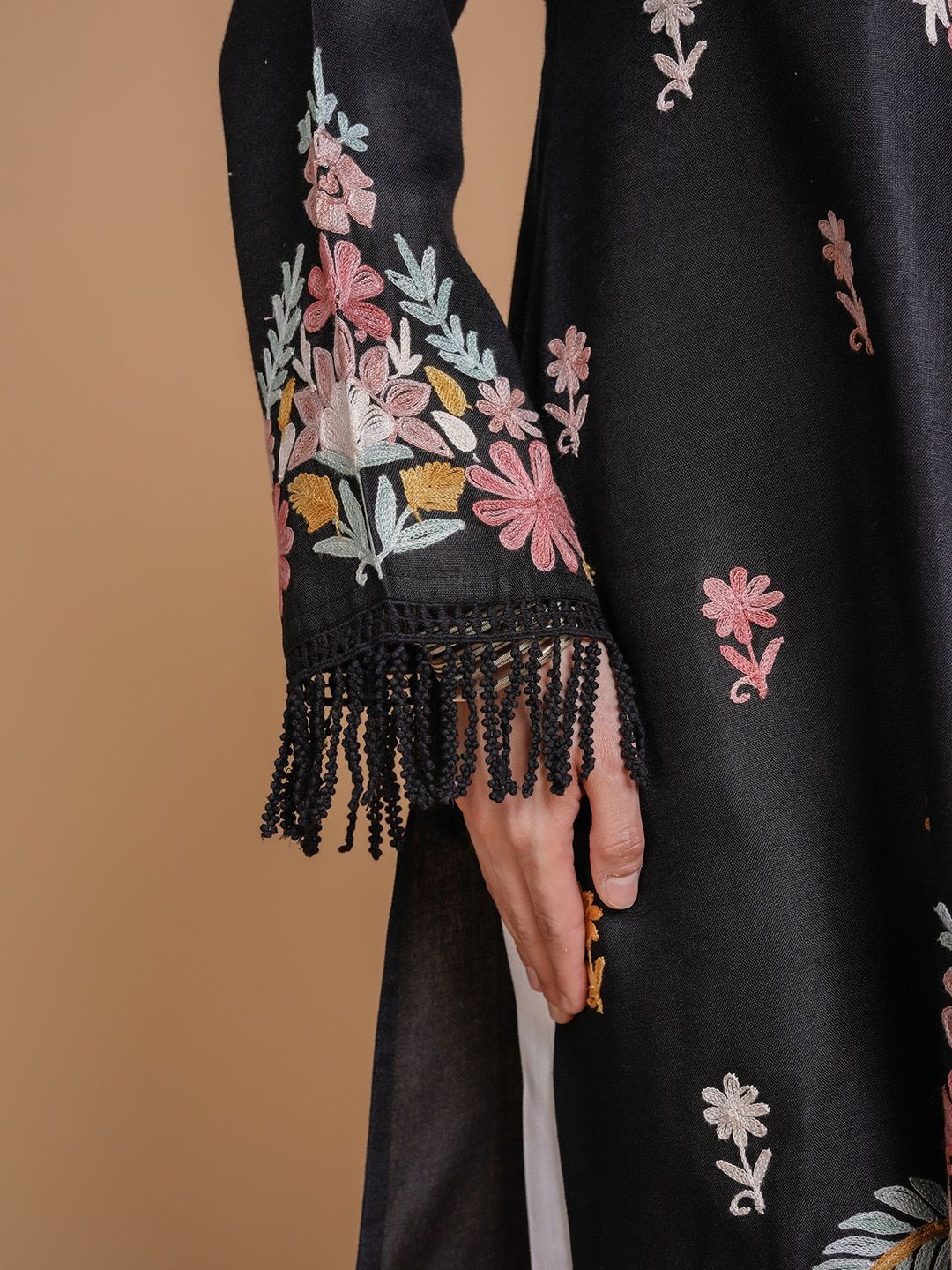 HOUSE OF KARI Floral Embroidered Cotton Straight Kurta