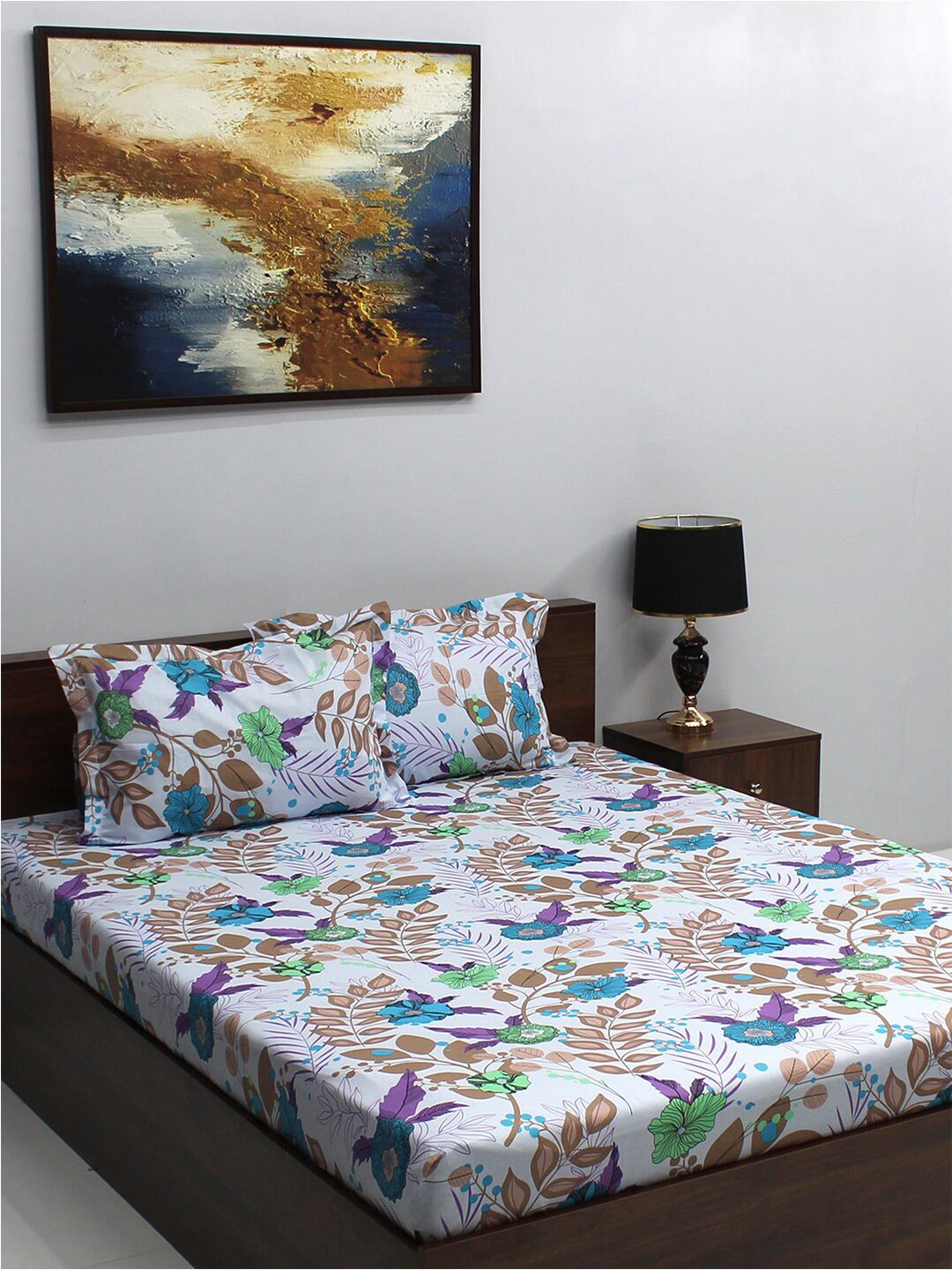 BOMBAY DYEING Ivyrose White & Blue Floral Pure Cotton 110 TC Queen Bedsheet & 2 Pillow Covers
