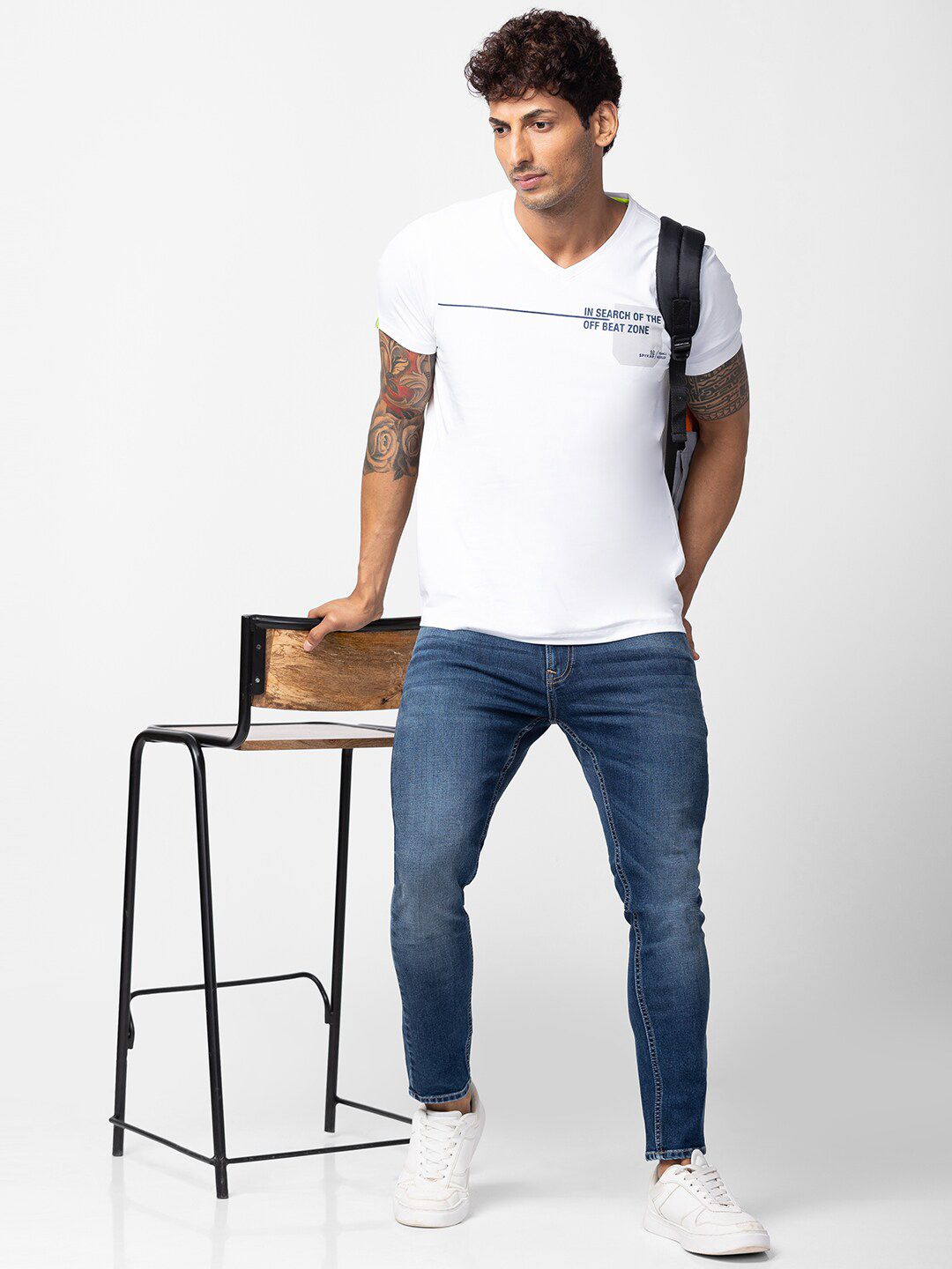 SPYKAR Men Typography V-Neck Cotton T-shirt