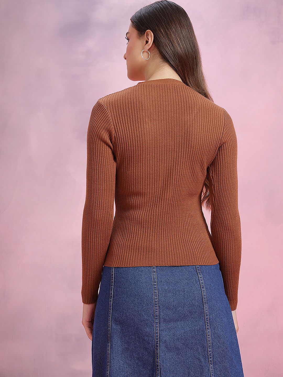 DressBerry V-Neck Ribbed Acrylic Pullover