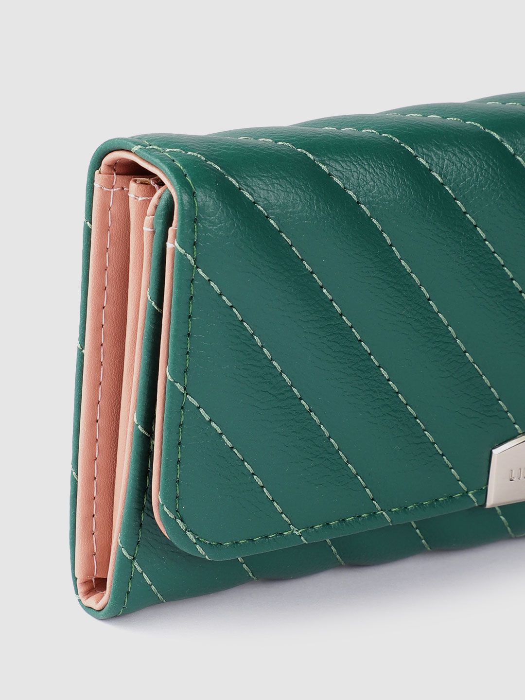 Lino Perros Women Geometric Textured Envelope Wallet with Quilted Detail