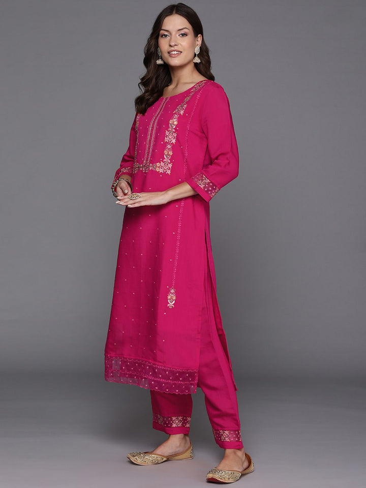 Indo Era Women Floral Yoke Design Regular Sequinned Kurta with Trousers & Dupatta