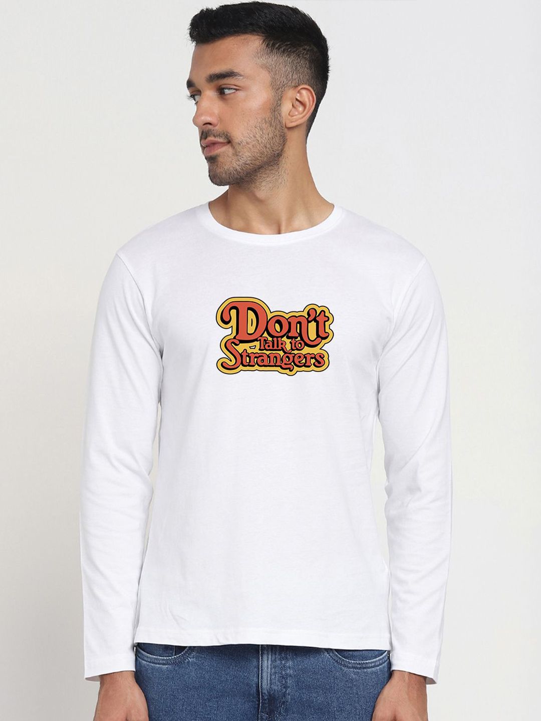 Bewakoof Men Graphic Printed Round Neck Pure Cotton Casual T-shirt