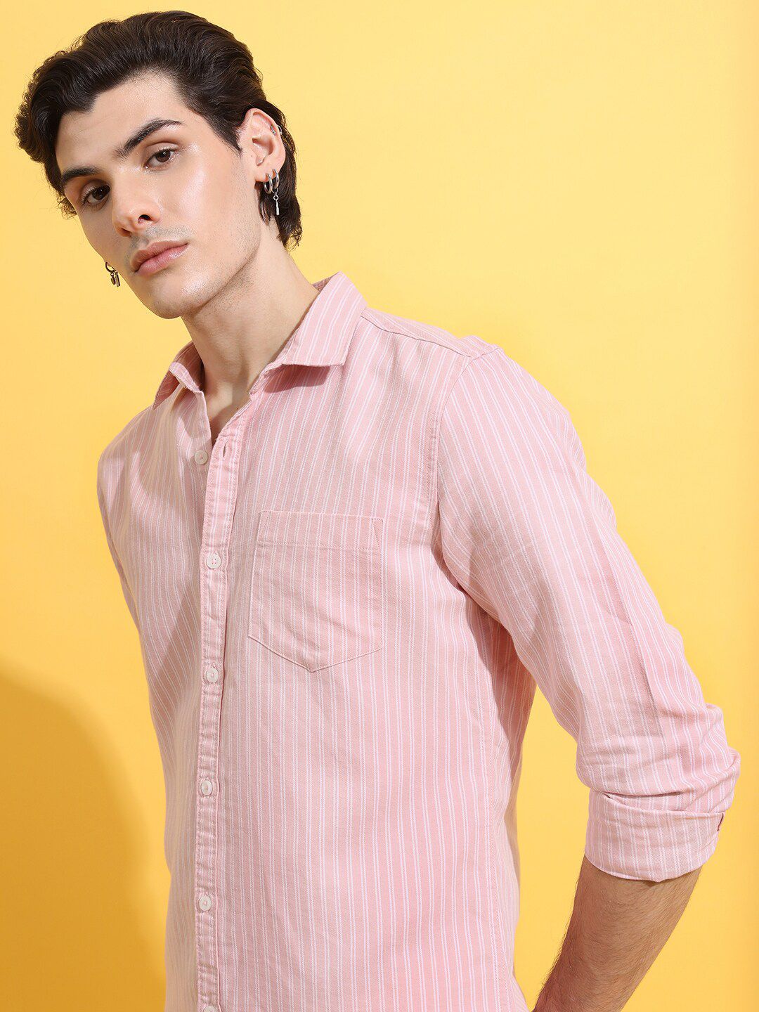 HIGHLANDER Pink Slim Fit Striped Casual Shirt