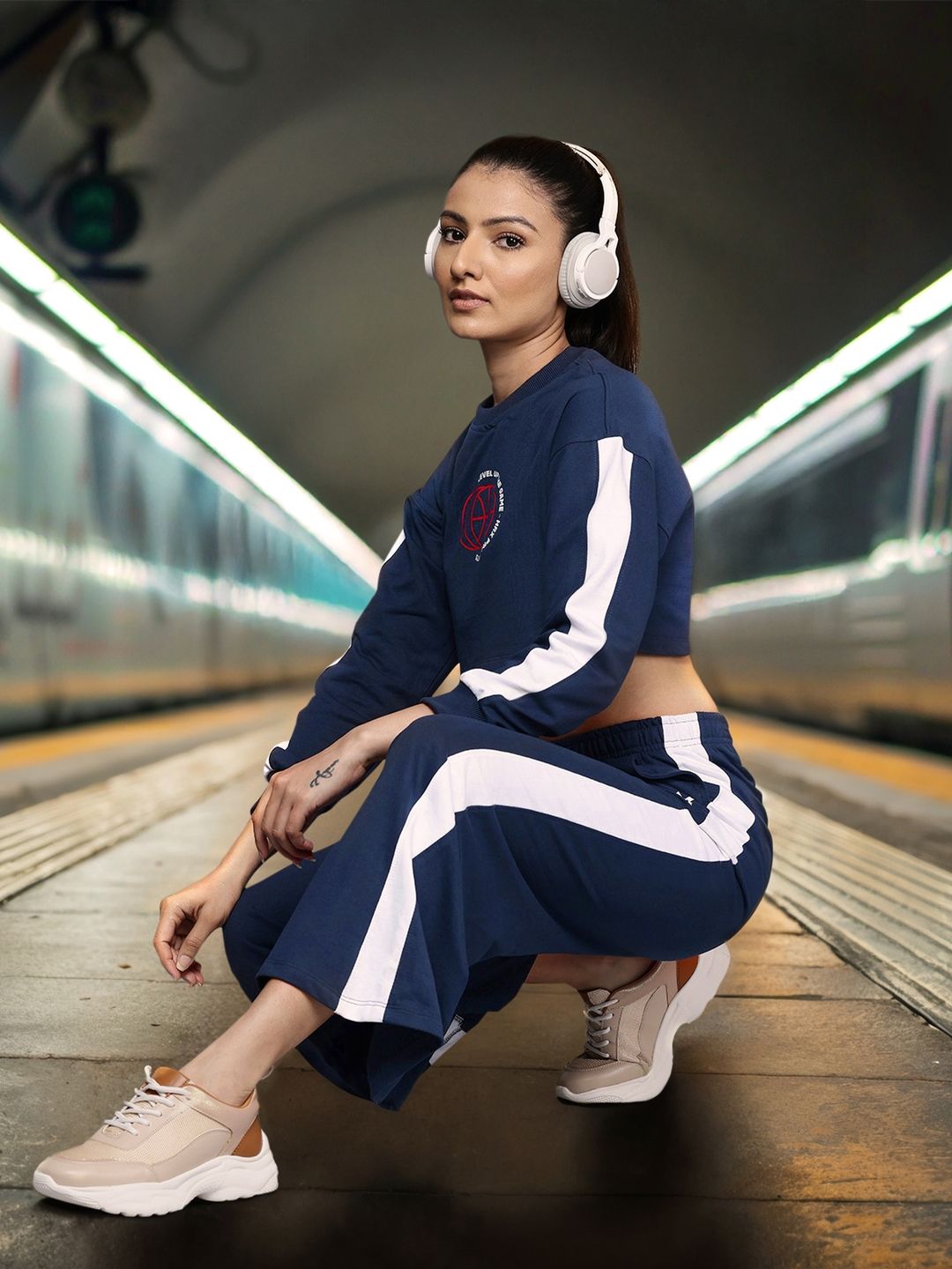 HRX by Hrithik Roshan Relaxed Fit Lifestyle Tracksuit