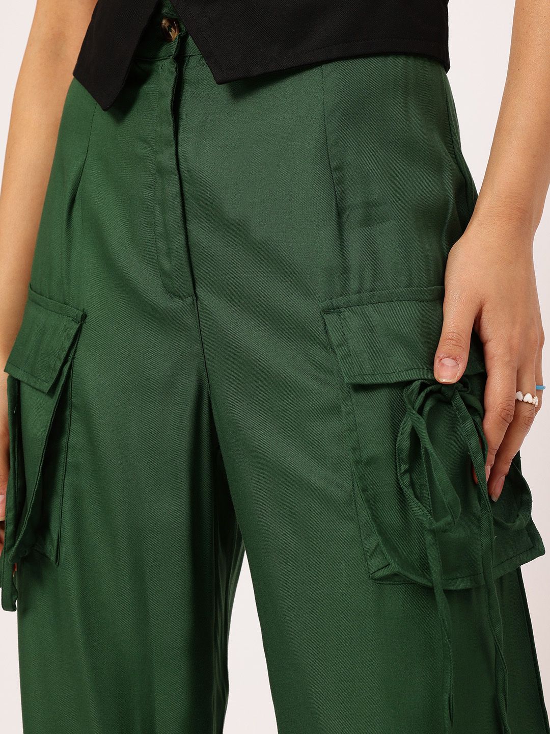 DressBerry Women Tie-Up Pockets Flared Trousers