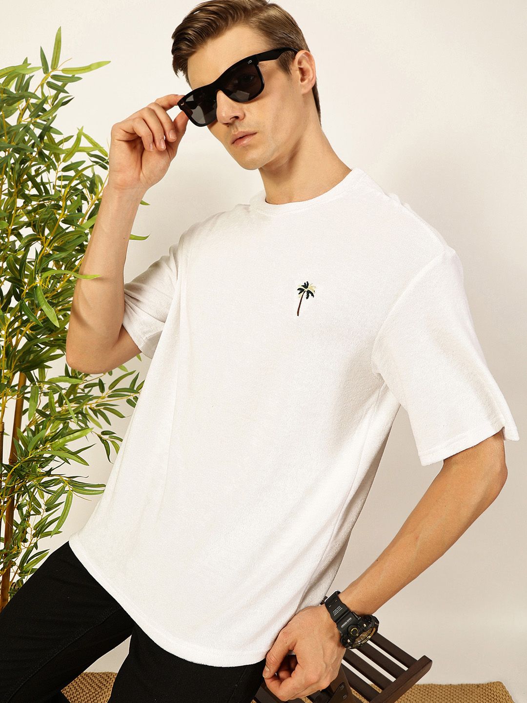 Thomas Scott Men's Solid Round Neck Oversized Casual T-shirt