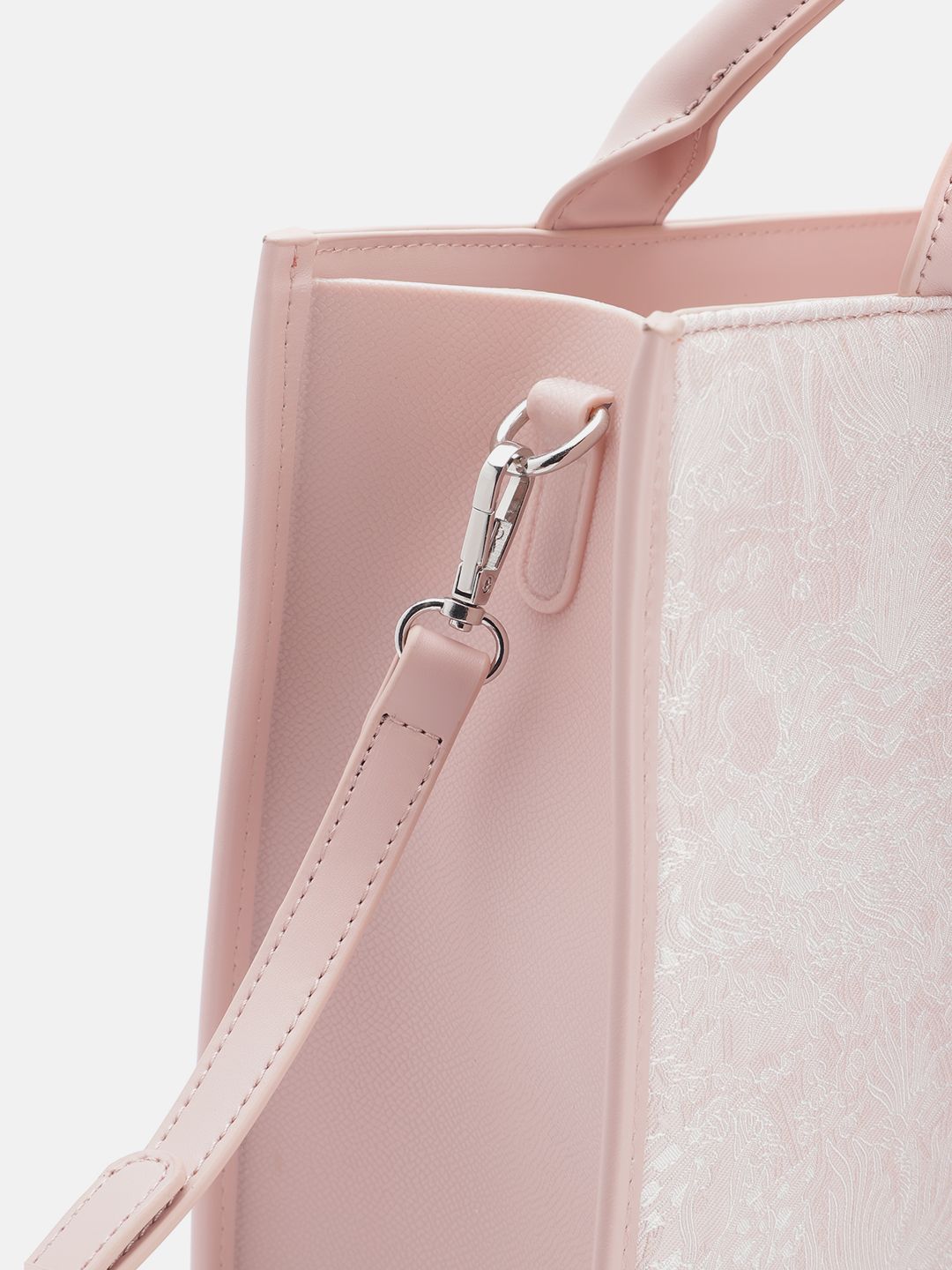 Lino Perros Textured Structured Handheld Bag