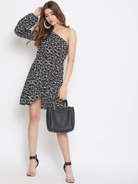 Berrylush Black & White Floral Print Fit and Flare Dress