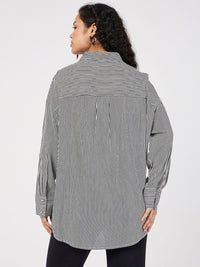 SASSAFRAS Oversized Vertical Striped Spread Collar Casual Shirt