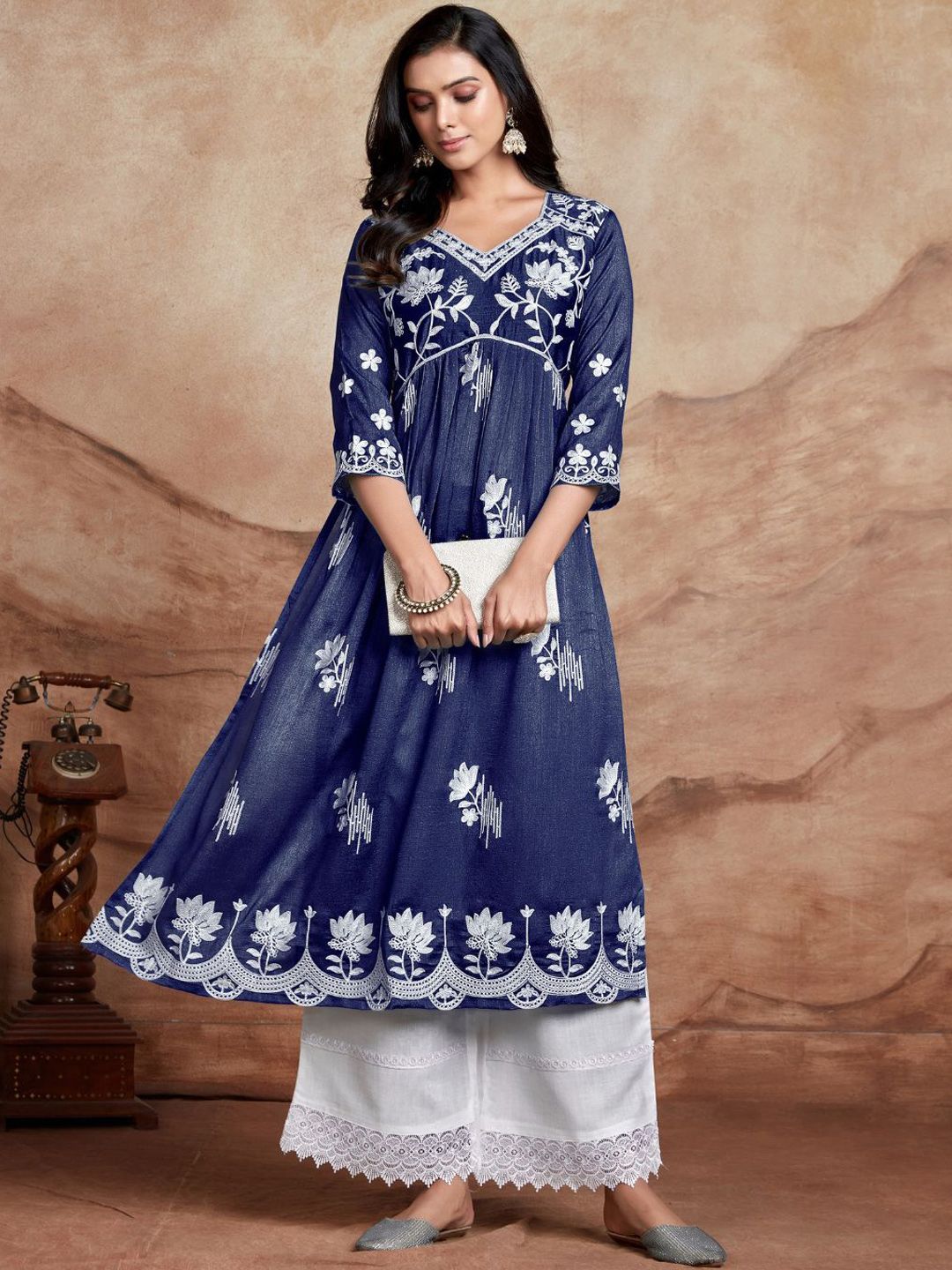 KALINI Ethnic Motifs Embroidered Chikankari Kurta