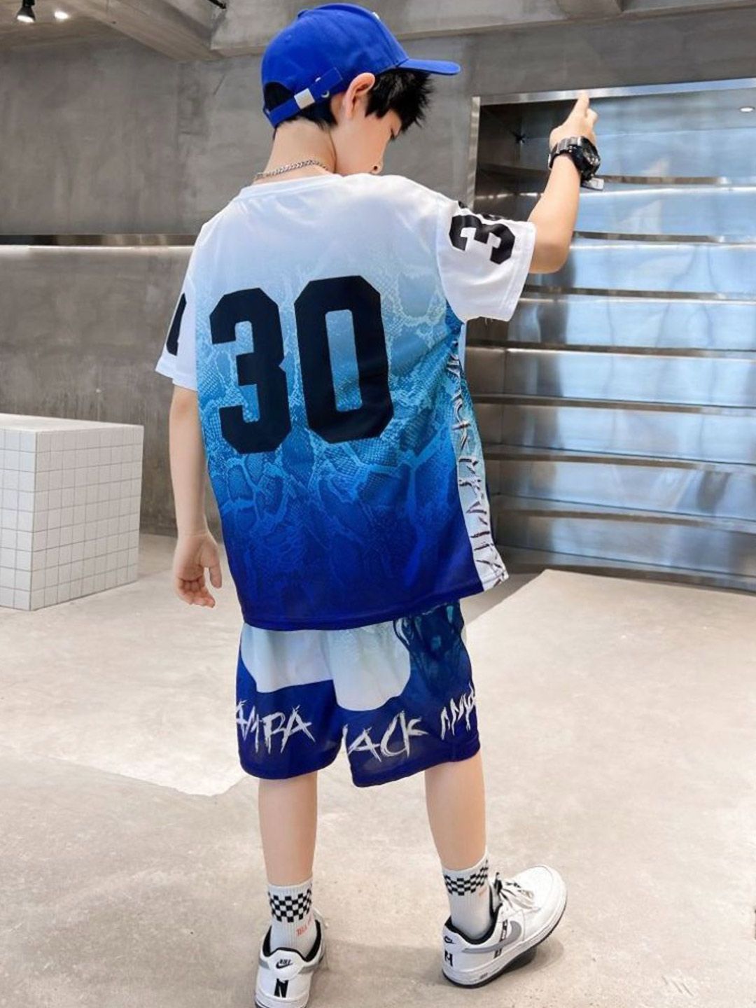 YK Boys Printed Round Neck T-Shirt With Shorts