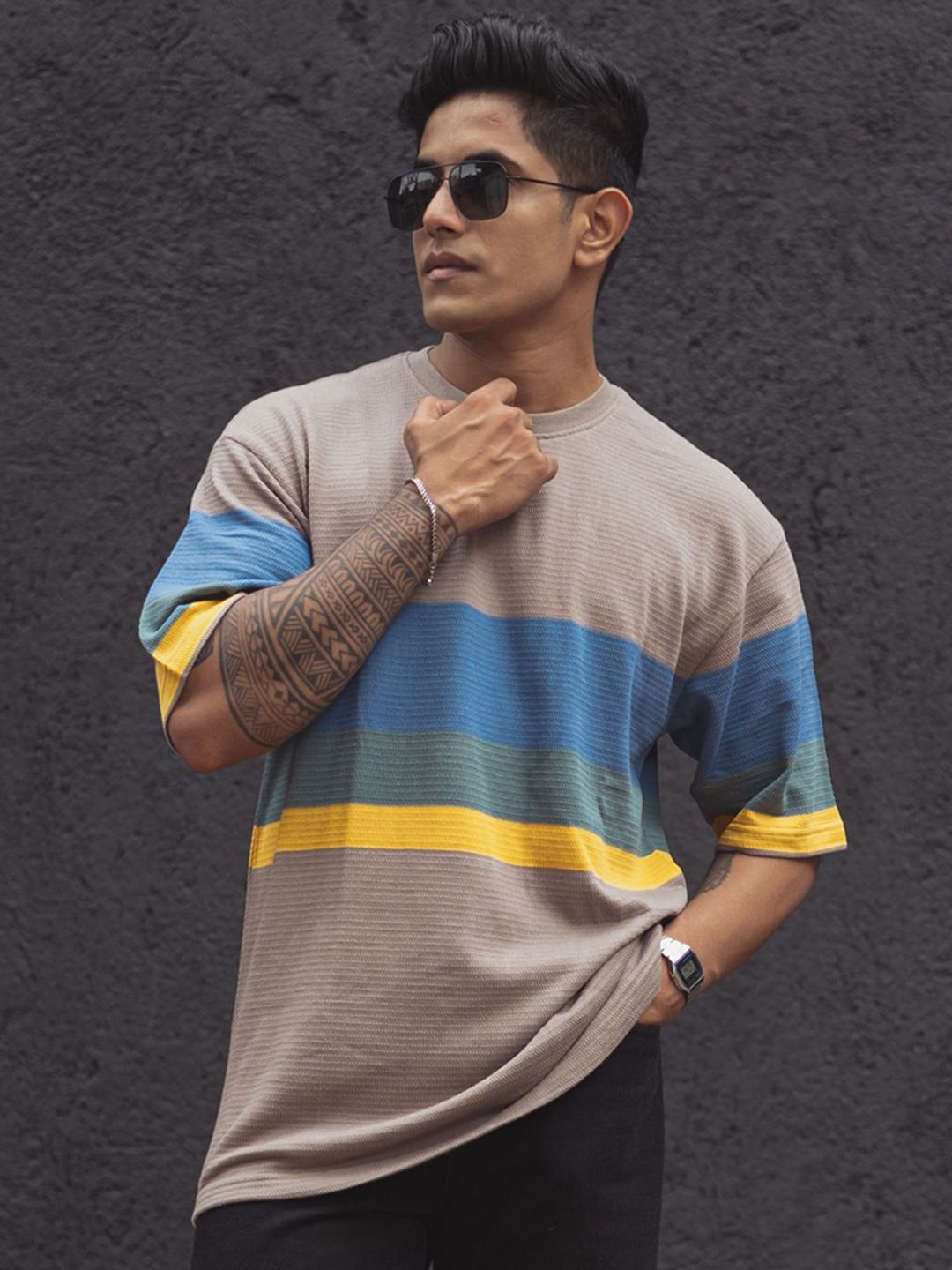 Powerlook Men Colourblocked Round Neck Cotton Oversized T-Shirt