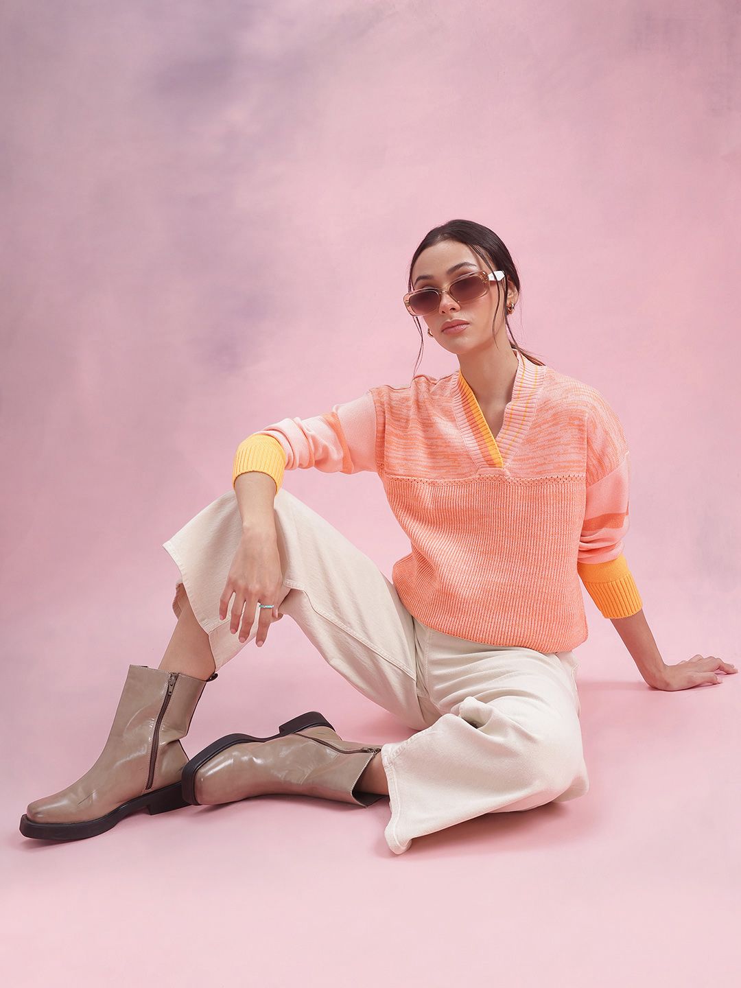 DressBerry Self Striped V-Neck Pullover