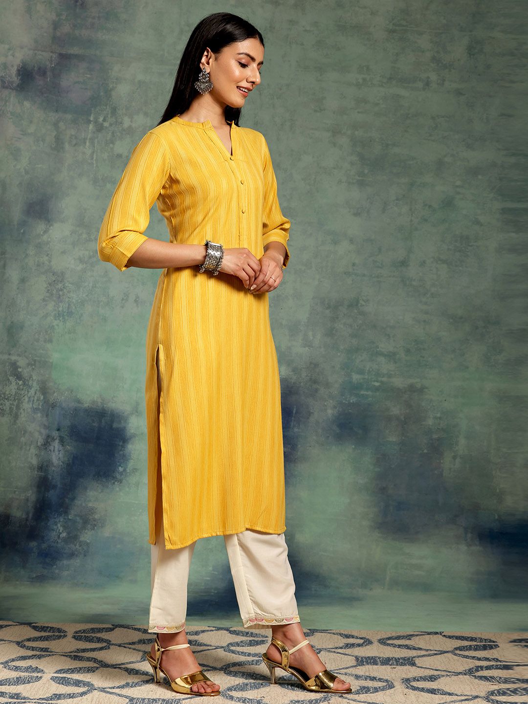 Libas Striped Mandarin Collar Straight Kurta