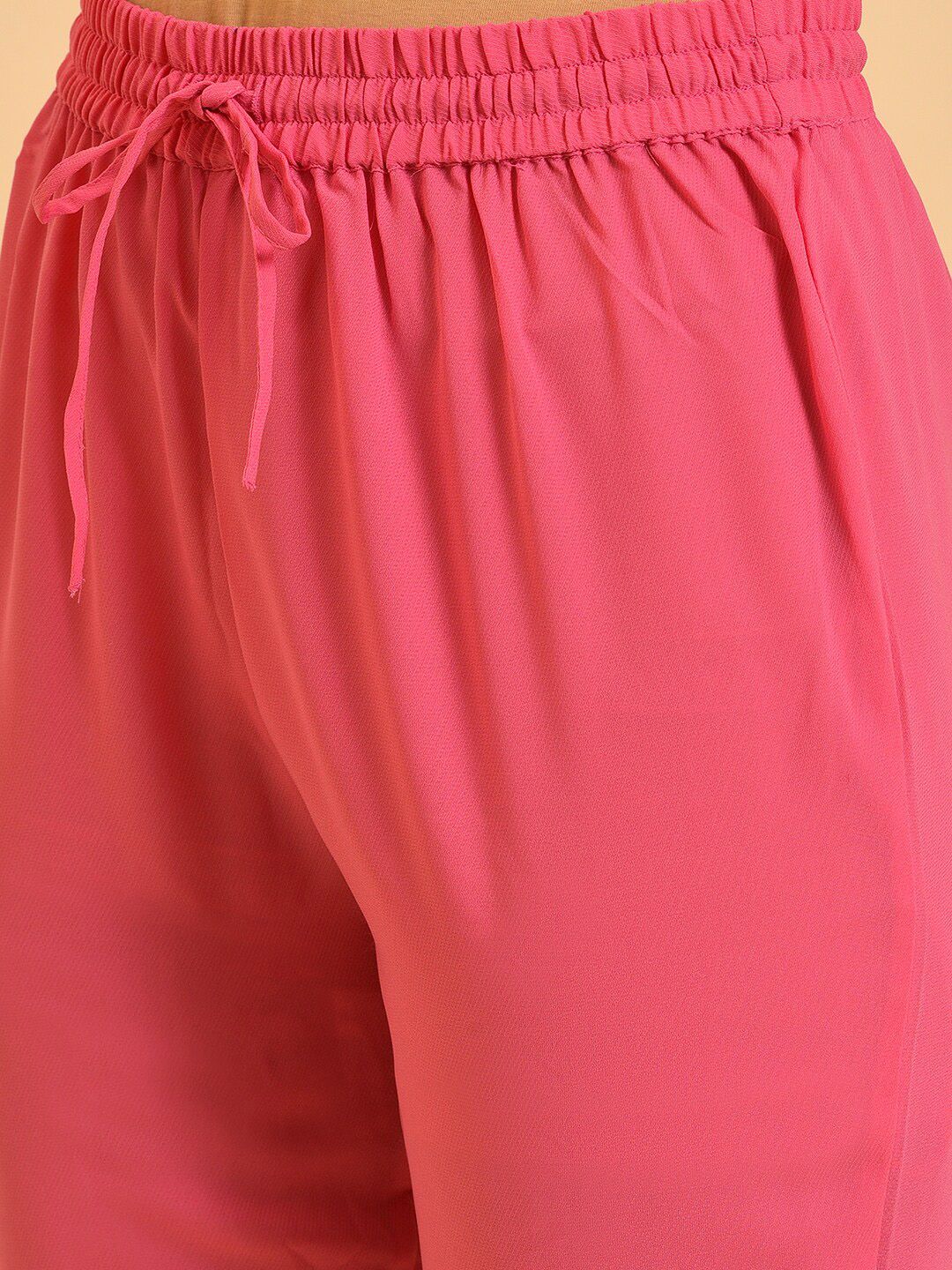 W Women Solid Kurta With Slim Pant & Dupatta