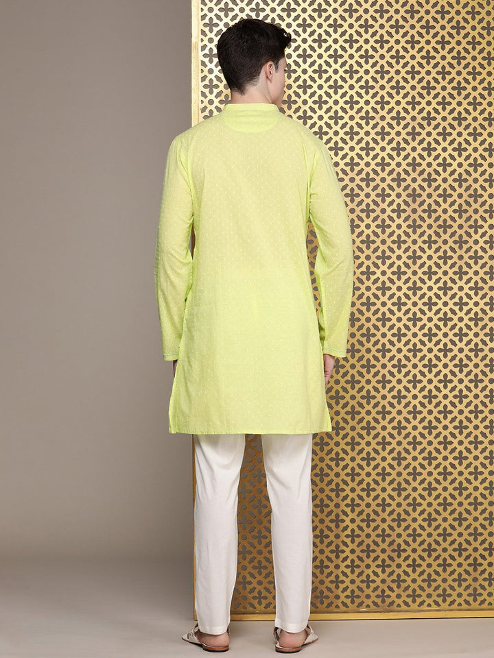 House of Pataudi Men Jashn Pure Cotton Yoke Design Thread Work Dobby Kurta