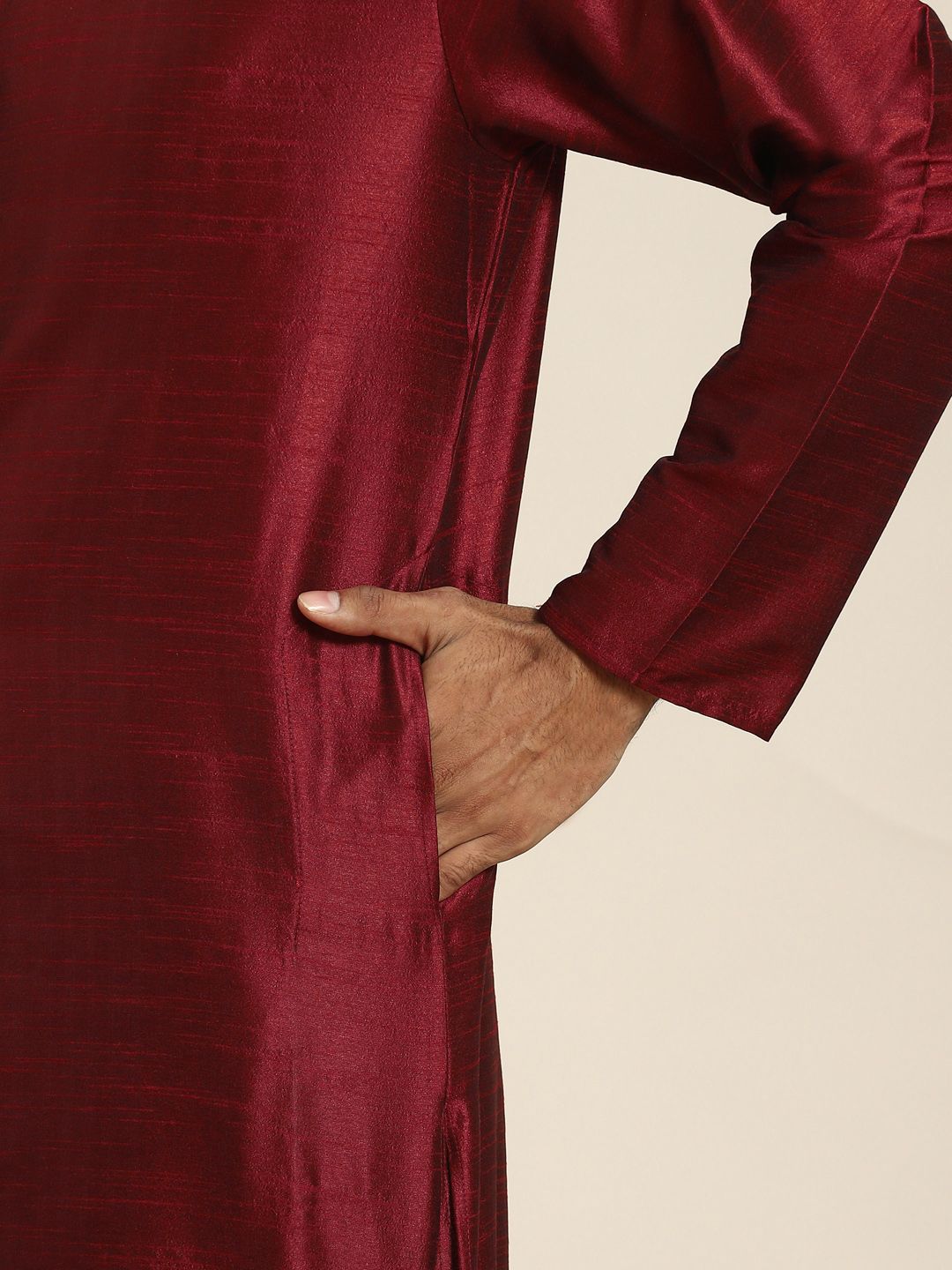 SOJANYA Men Maroon Jacquard Kurta