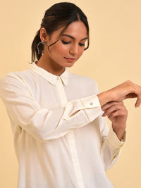 W White Spread Collar Long Sleeve Casual Shirt