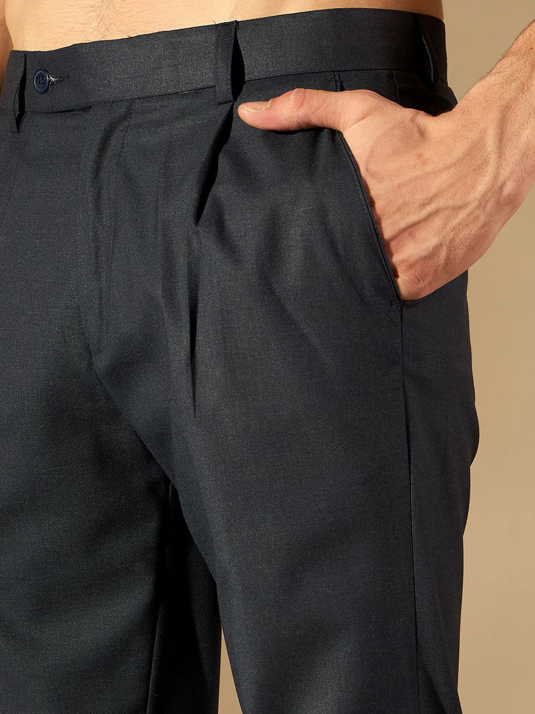DENNISON Tapered Fit Pleated Trouser