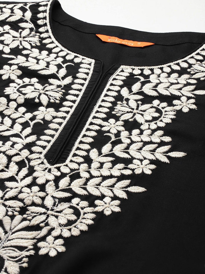 Indo Era Ethnic Motifs Embroidered Thread Work Kurta