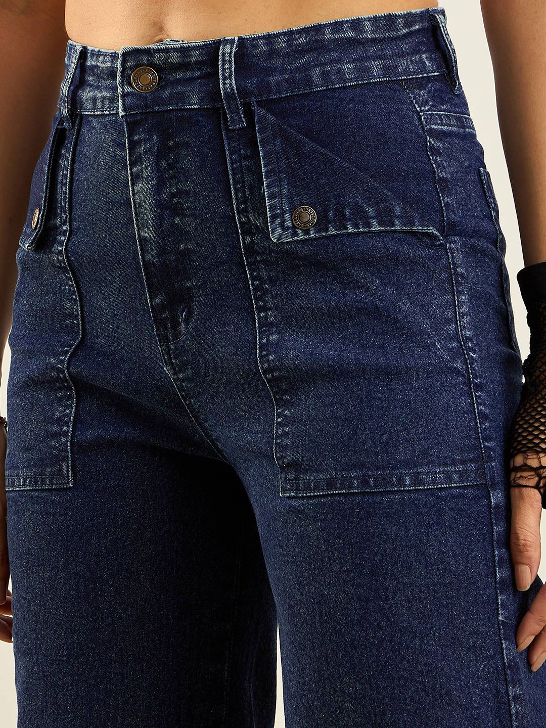 SASSAFRAS Women Straight Fit High-Rise Clean Look Acid Wash Stretchable Jeans