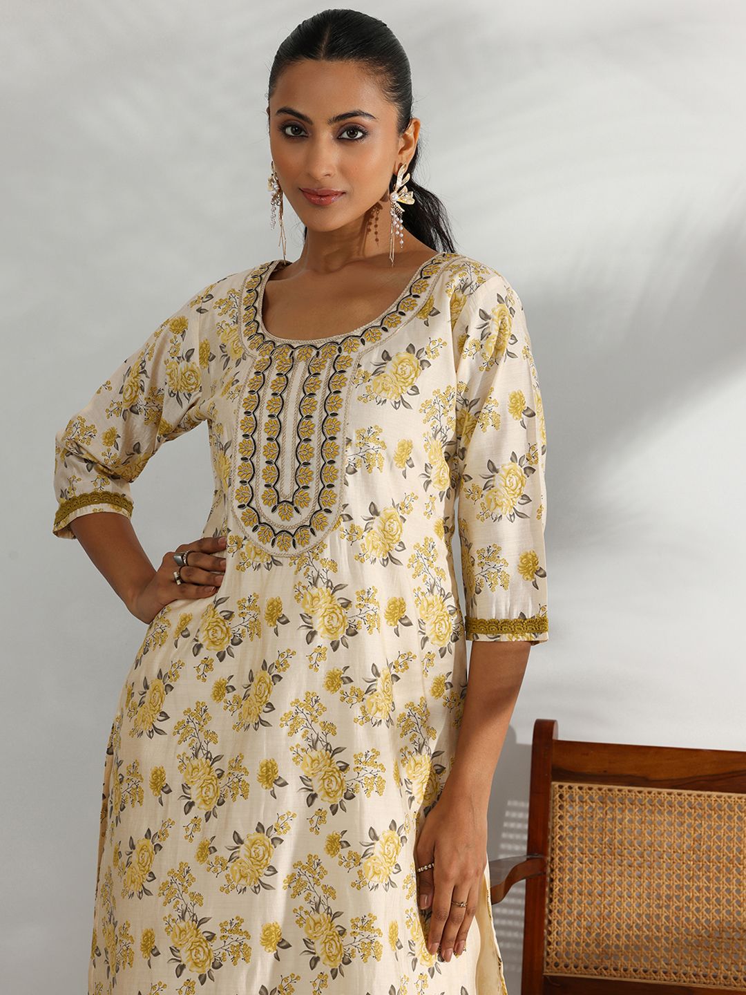 Libas Floral Printed Regular Chanderi Silk Kurta with Trousers