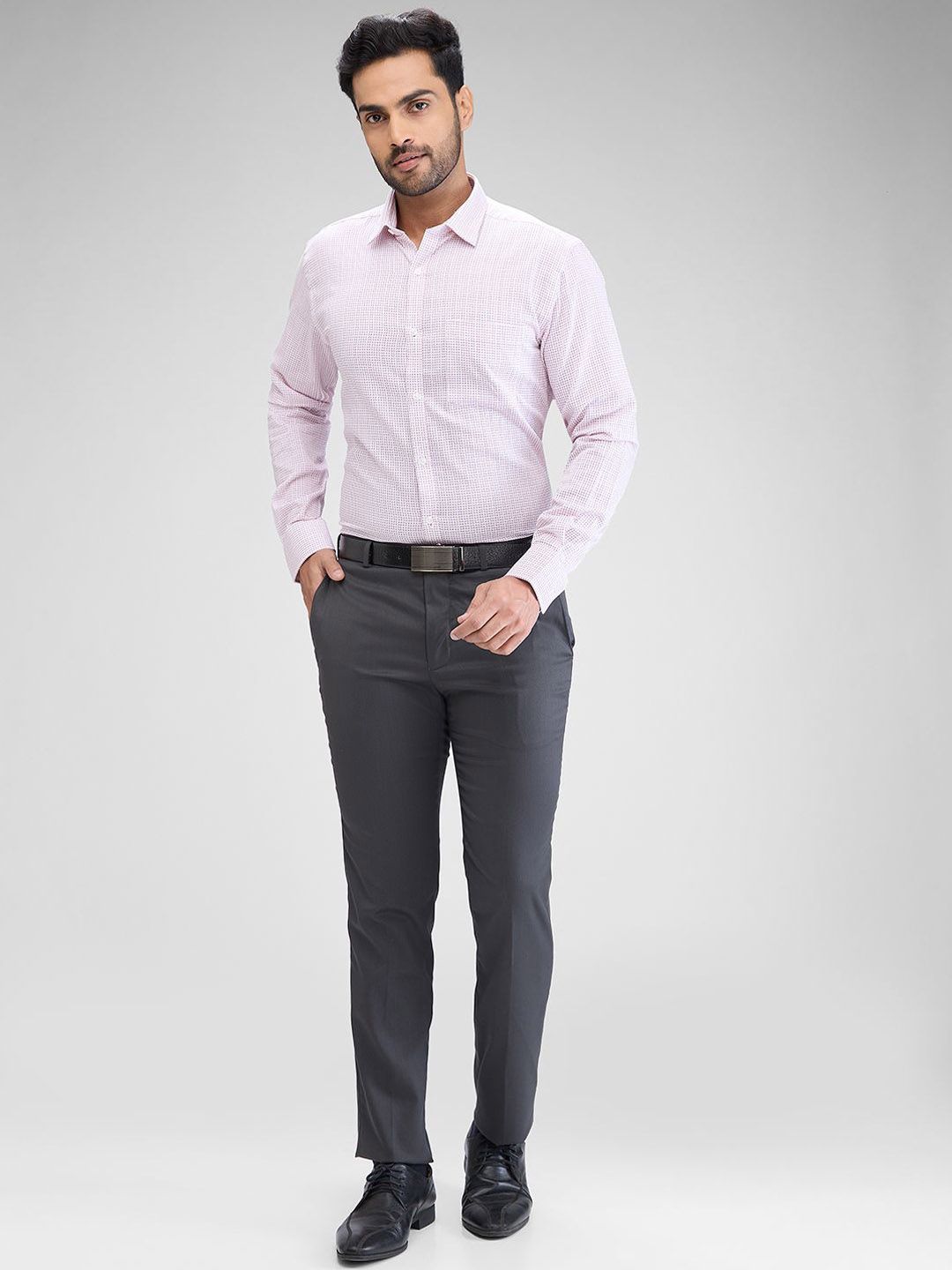 Park Avenue Men Textured Slim Fit Trousers