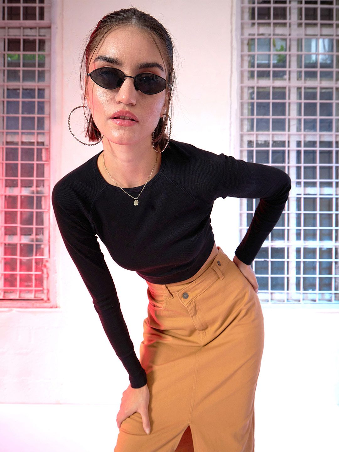 SASSAFRAS Black Crop Top